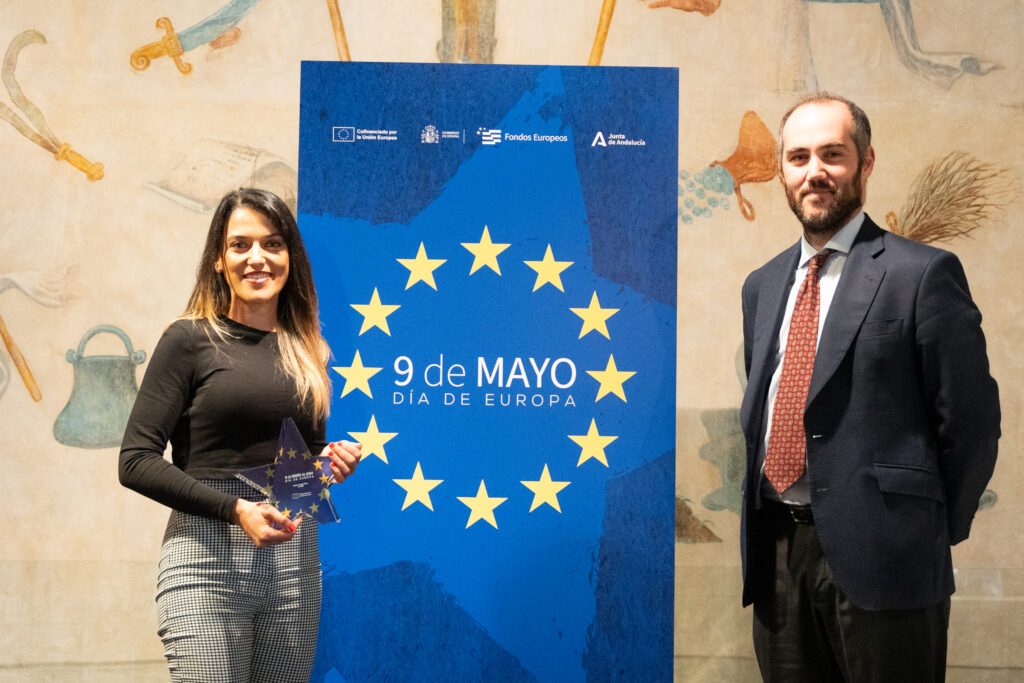 Noelia Ruiz, socia y agricultora de Coprohníjar, reconocida por la dirección general de fondos europeos